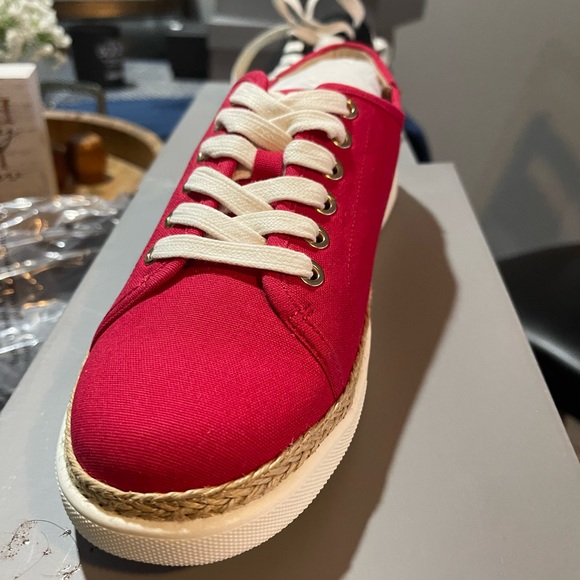 Brand new - Picture 2 of 2